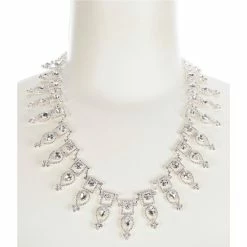 Flash Sale 🎁 Cezanne Gabrielle Statement Necklace Silver/crystal 😍